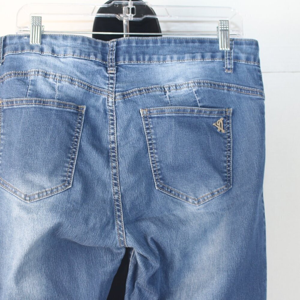 VIP JEANS - Picture 5 of 8